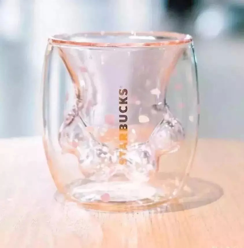 星巴克猫爪杯遭疯抢甚至大打出手,星巴克再推猫爪杯