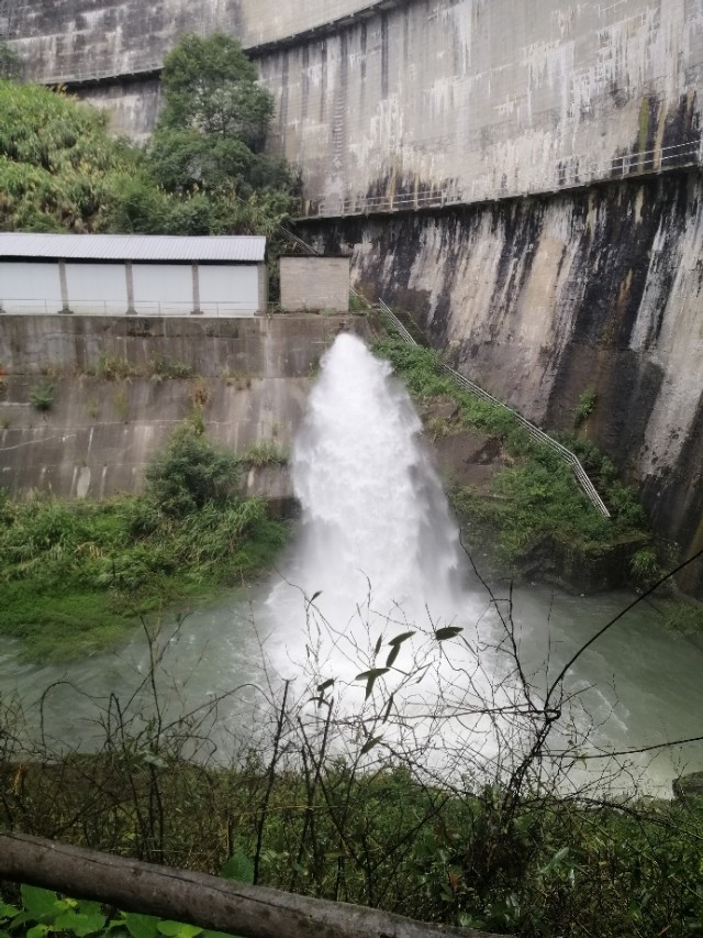 湖南沱龙峡漂流地点推荐,湖南沱龙峡漂流
