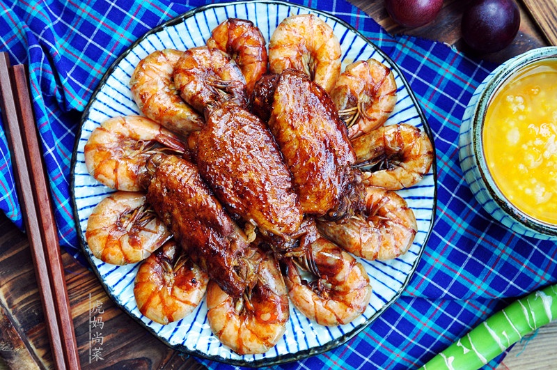 过年煮完的大虾怎么样摆盘最好看,大虾年夜饭摆盘好看又好吃的菜谱