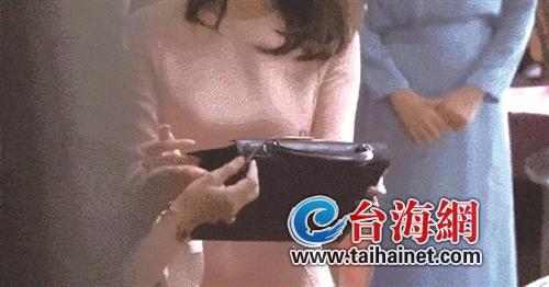 三十而已顾佳平价包包,三十而已包包逆袭解说