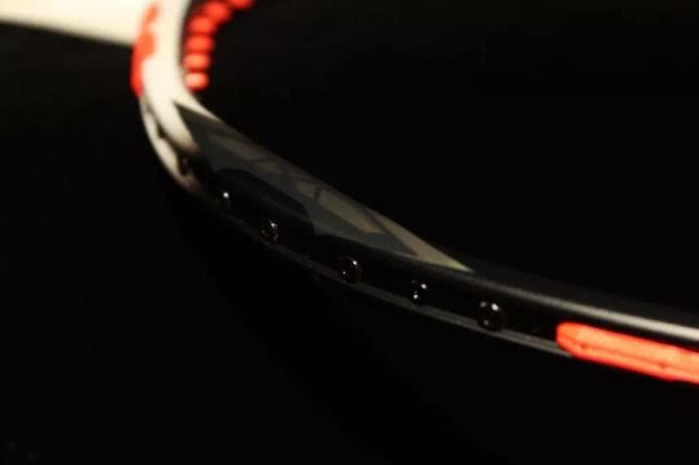 进攻型羽毛球拍推荐排行榜前十名,快速进攻高端羽毛球拍推荐