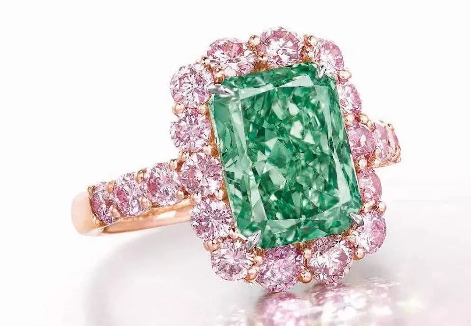 彩钻里的宇宙......