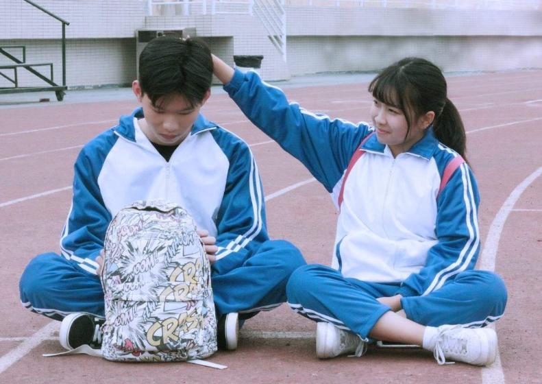 初二学生叛逆作为家长应如何管教,初二逆反难管暴躁怎么辅导学习