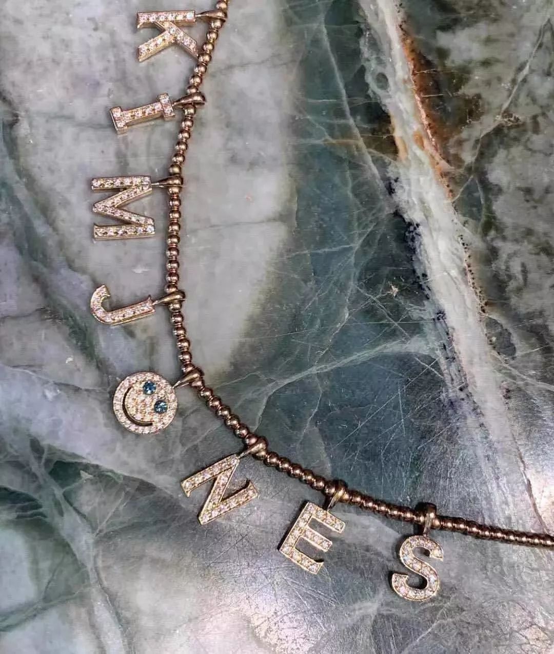 被权志龙宠着的人,被权志龙独宠的女人