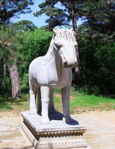 人民英雄纪念碑上雕刻的是什么,曲阳石雕人民英雄纪念碑