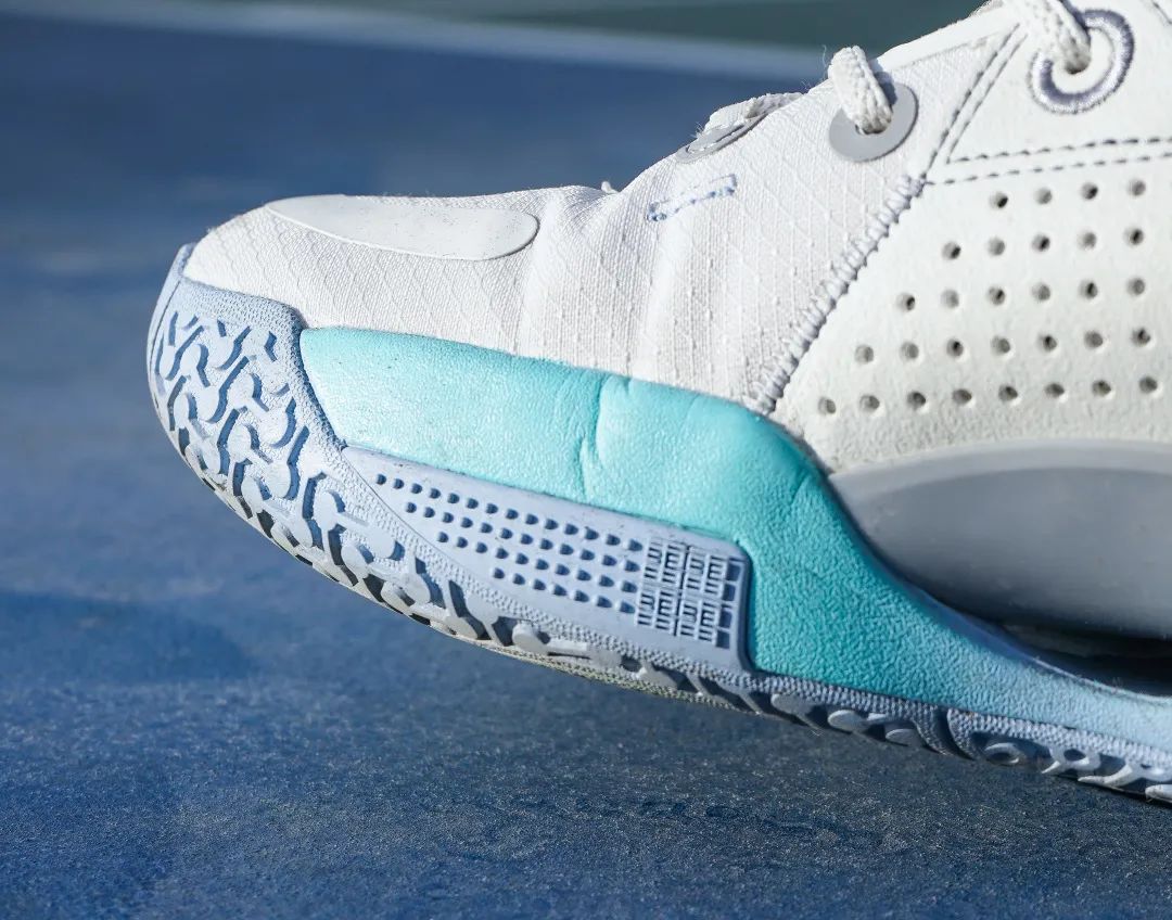 李宁全城9青年版有啥区别,李宁韦德之道全城9棉花糖