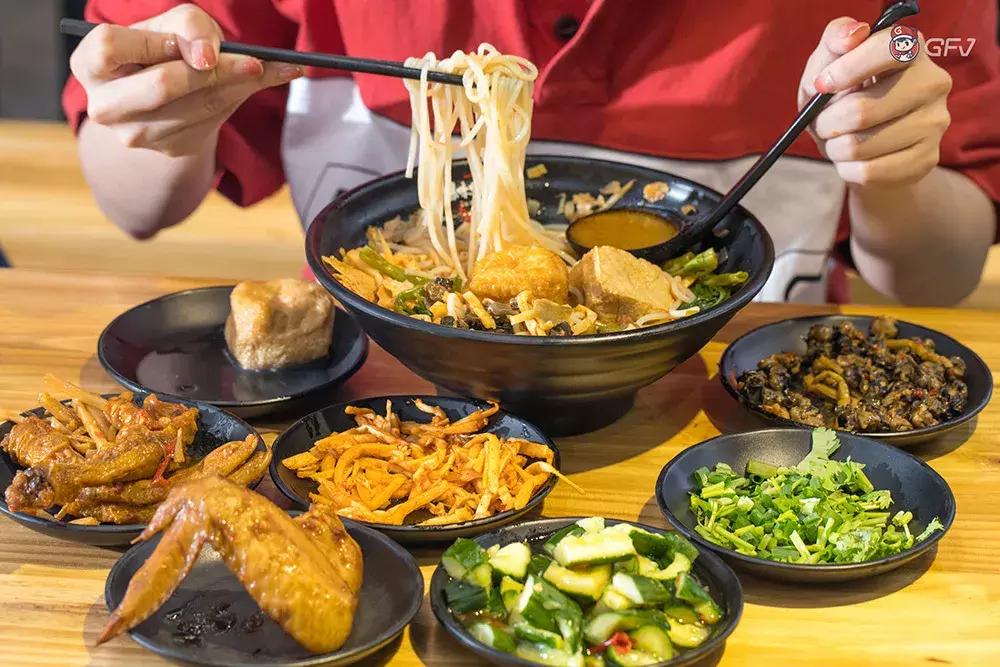 为了这碗螺蛳粉,我差点失去了我的朋友