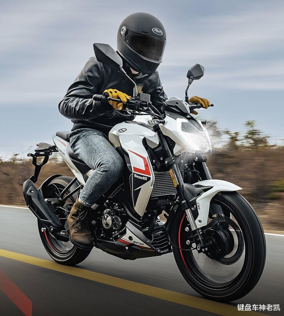 贝纳利小暴龙19款和22款的区别,贝纳利小暴龙2020款125价格