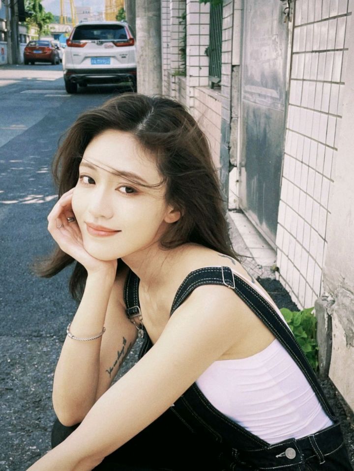 拍照如何笑得自然的技巧,拍照怎么笑的自然温柔