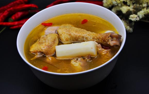 怎么做鸡汤更嫩更好而且还不腥,鸡汤越熬越淡