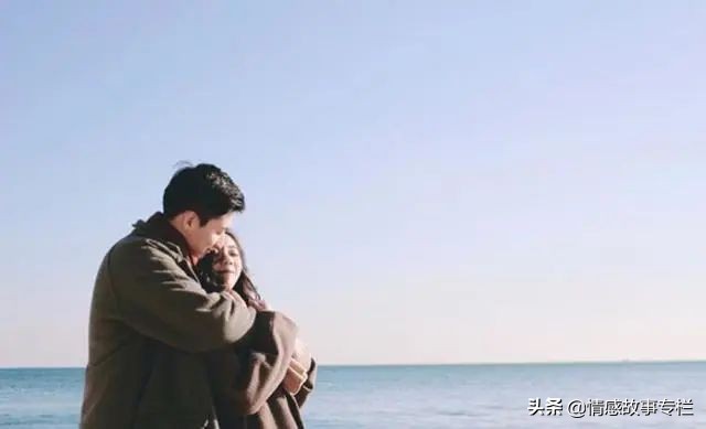 超浪漫的表白句子简短一点,这12句表白情话男生听了会脸红