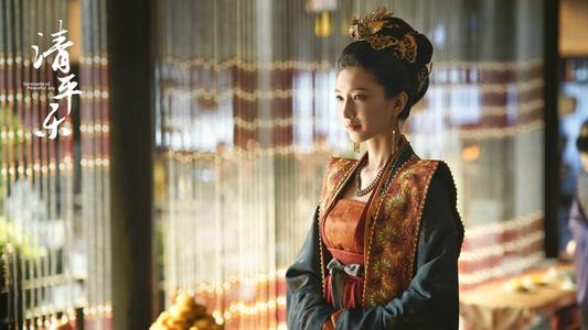 上半年国产电视剧收视呈现颓势,优质国产电视剧收视低迷现象解析