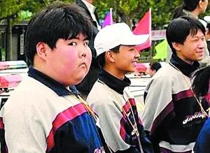 小马云被抛弃后现状,小马云遭解约