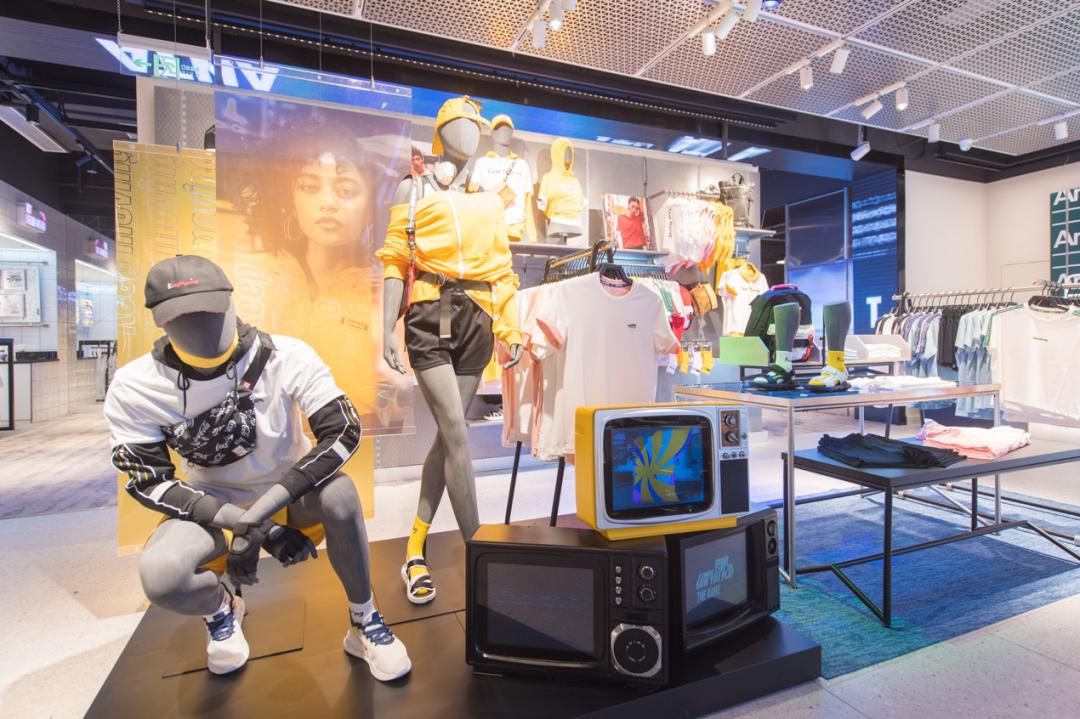 恒大足球场投资120亿哪里去了,恒大足球场投资120亿