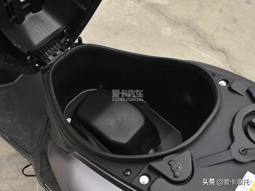 豪爵usr125极限测评,豪爵合资踏板