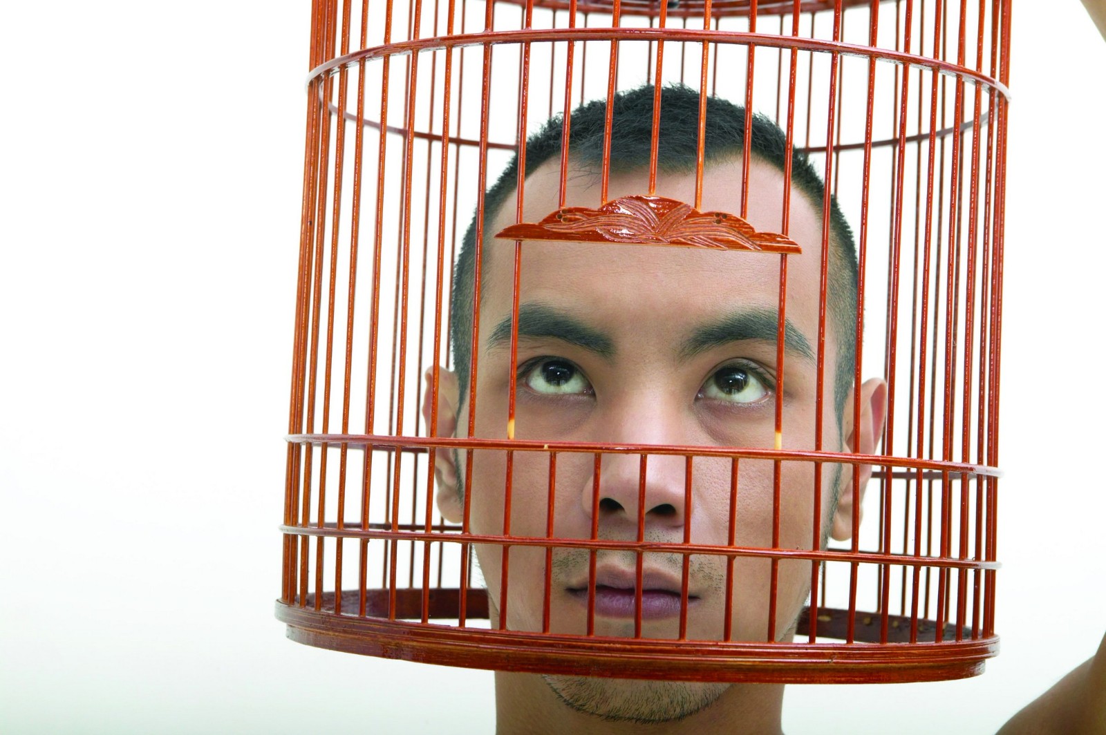 38岁男娶不上媳妇而自杀:你需要世俗的一纸婚书才能活下去吗?