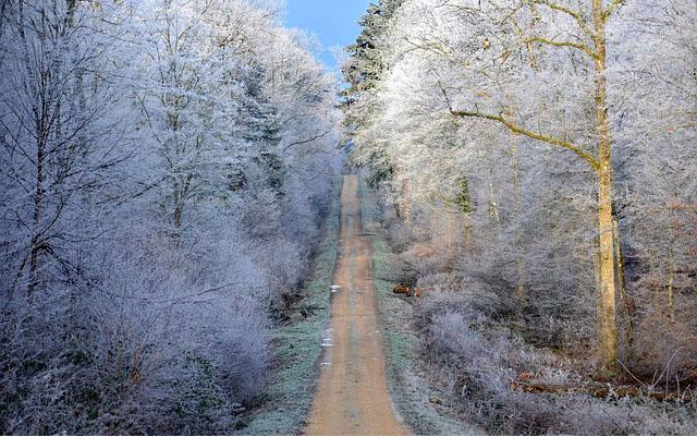 世界十大最偏僻地方排名,世界上最偏僻的国家是哪