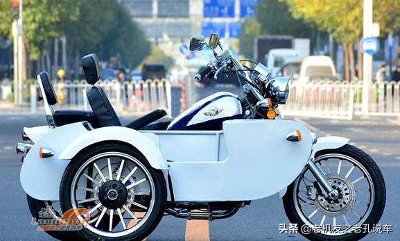 大地鹰王v型双缸400巡航太子,2万多块钱的大地鹰王摩托车