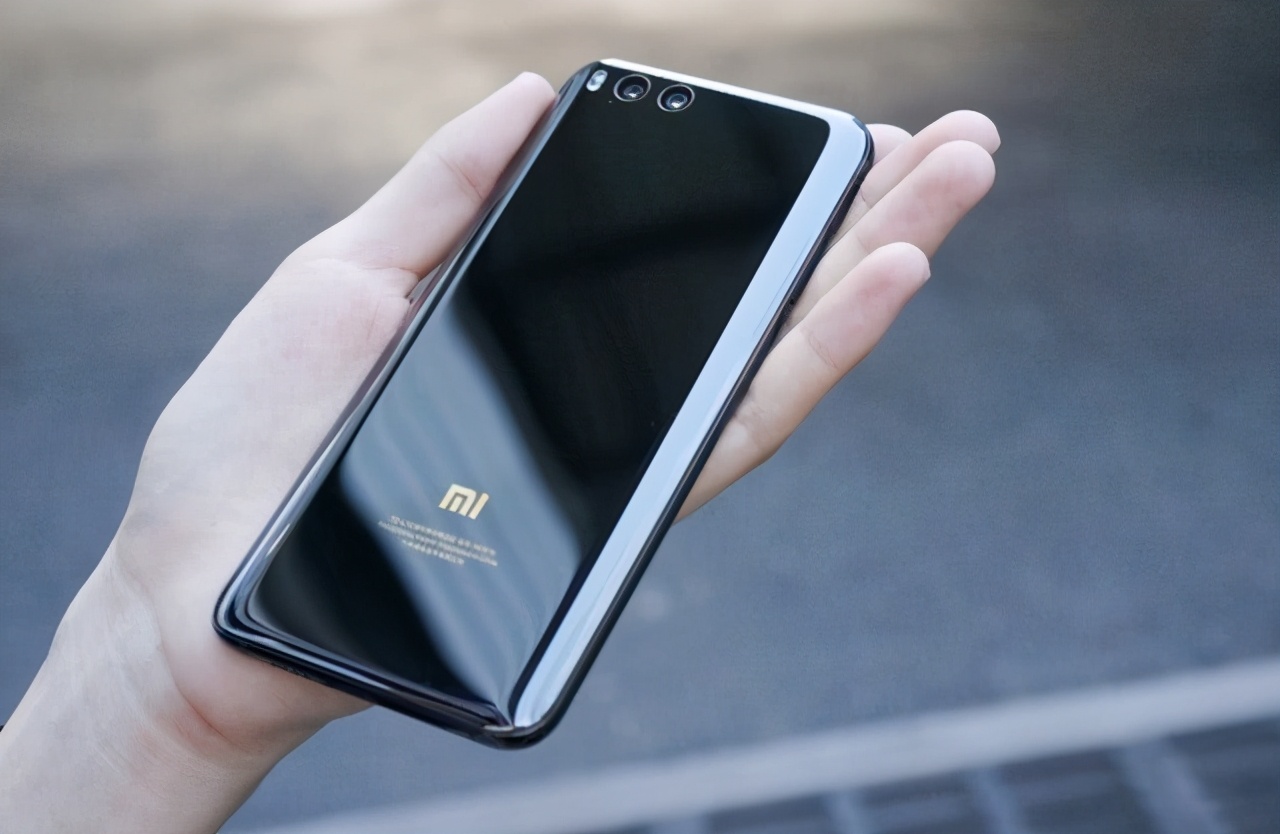 突然发现自己的手机比别人的强,哪个瞬间你觉得你的手机比别人弱