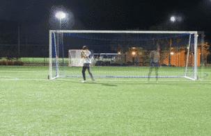 门将面对单刀球时的几个建议,门将怎么练才可以补得更精准