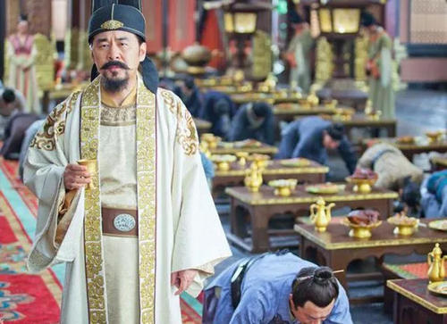 当别人来你面前炫耀怎么办,在别人面前卖弄