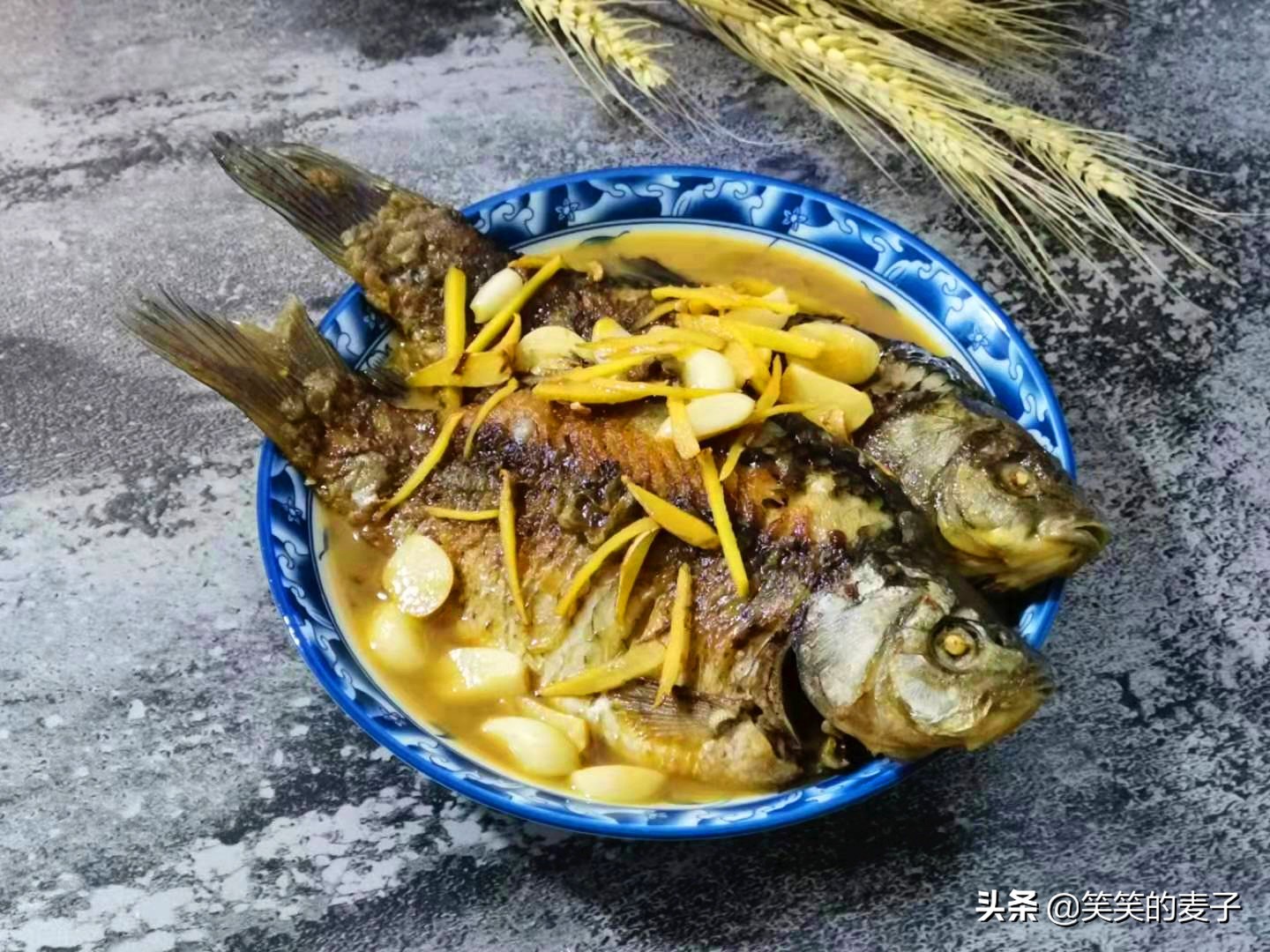 煎鱼怎么煎好吃不破皮视频,煎鱼怎么做才不脱皮