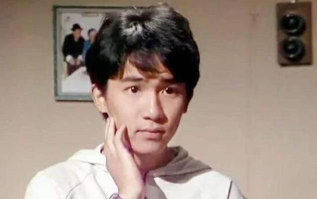 周星驰的喜剧片少林足球,周星驰喜剧片少林足球超燃