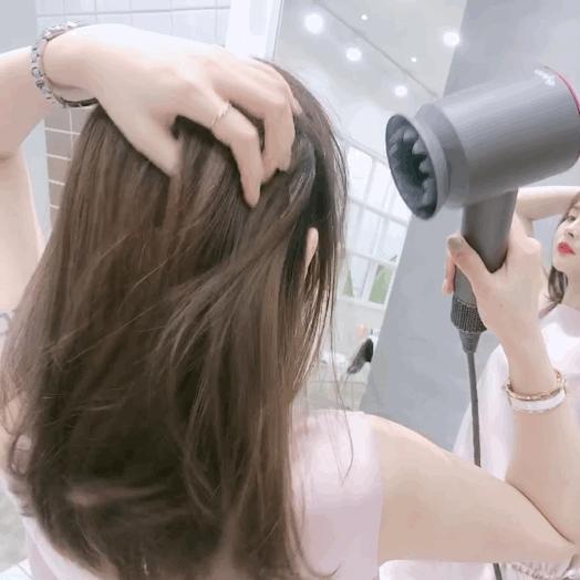 宝贝你秃了，是时候剪刘海了铁刘海又该重出江湖了