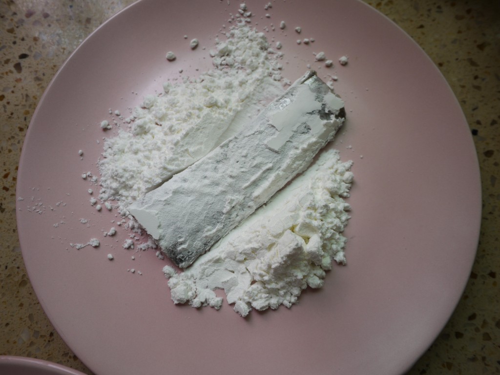 带鱼怎样去鳞最快最好的方法,带鱼怎么处理才不腥