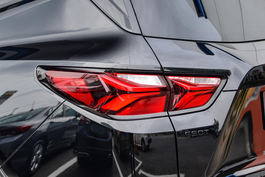 雪佛兰全尺寸suv柴油高配5.7米,雪佛兰7座suv巡境者尺寸价格