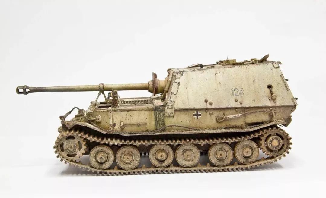 lego乐高劳埃德泰坦机甲,乐高legomoc坦克教程