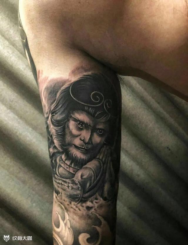 没有绘画基础学纹身有前途嘛,没有画画基础能学纹身吗