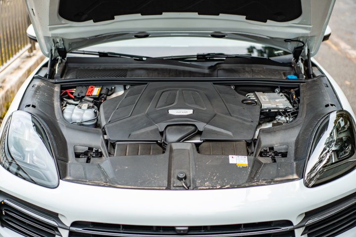 保时捷cayennescoupe试驾,保时捷cayenneturbogt