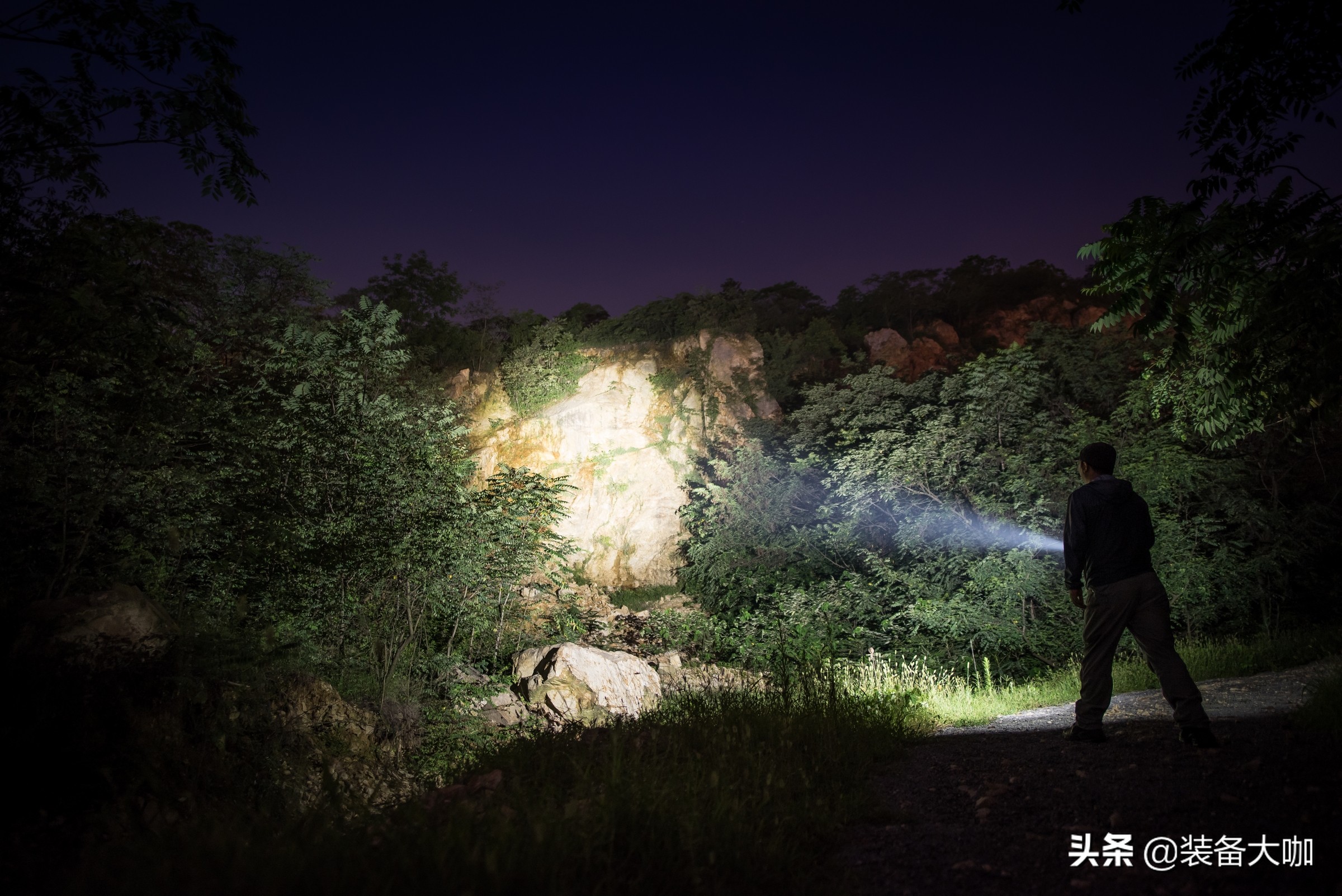 照明多面手——OLIGHTM2RPRO武士手电评测