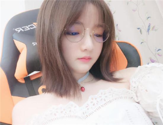 还是*牙虎**骚！天秀solo赛开启，包子深海鱼在一组，网友：别有深意