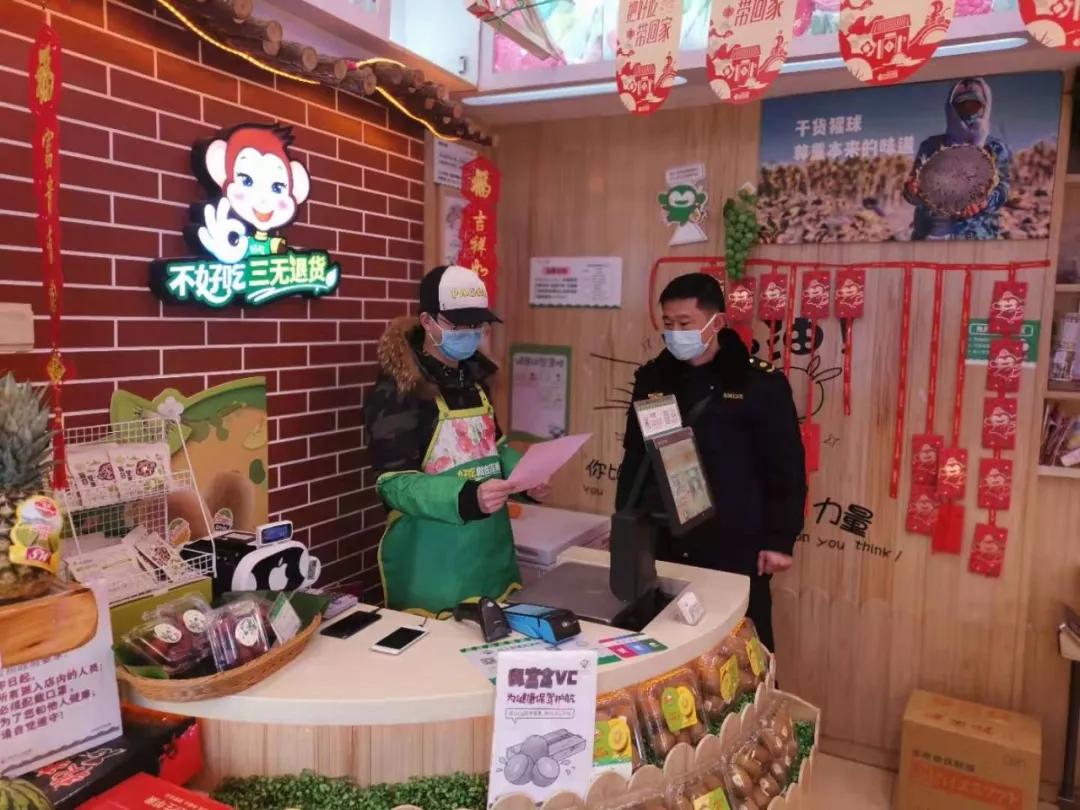 战疫前线危险依旧,全民战疫皆英雄