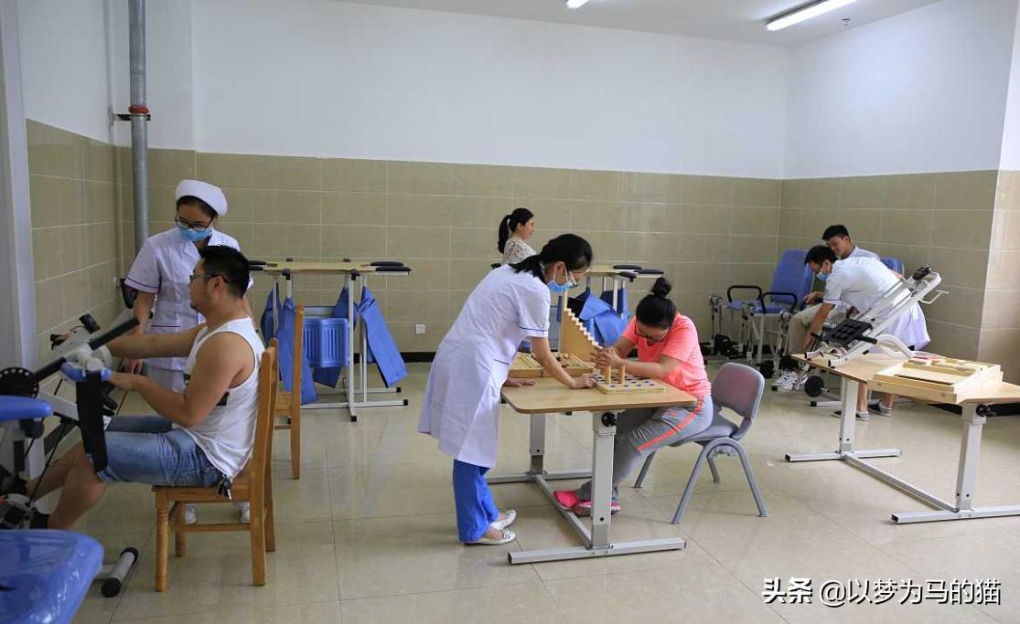 这5大专业工作越久越吃香,医学哪些专业比较好找工作