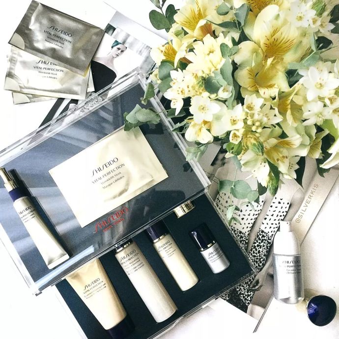 资生堂悦薇水乳时光琉璃套装,资生堂透白精华与红腰子