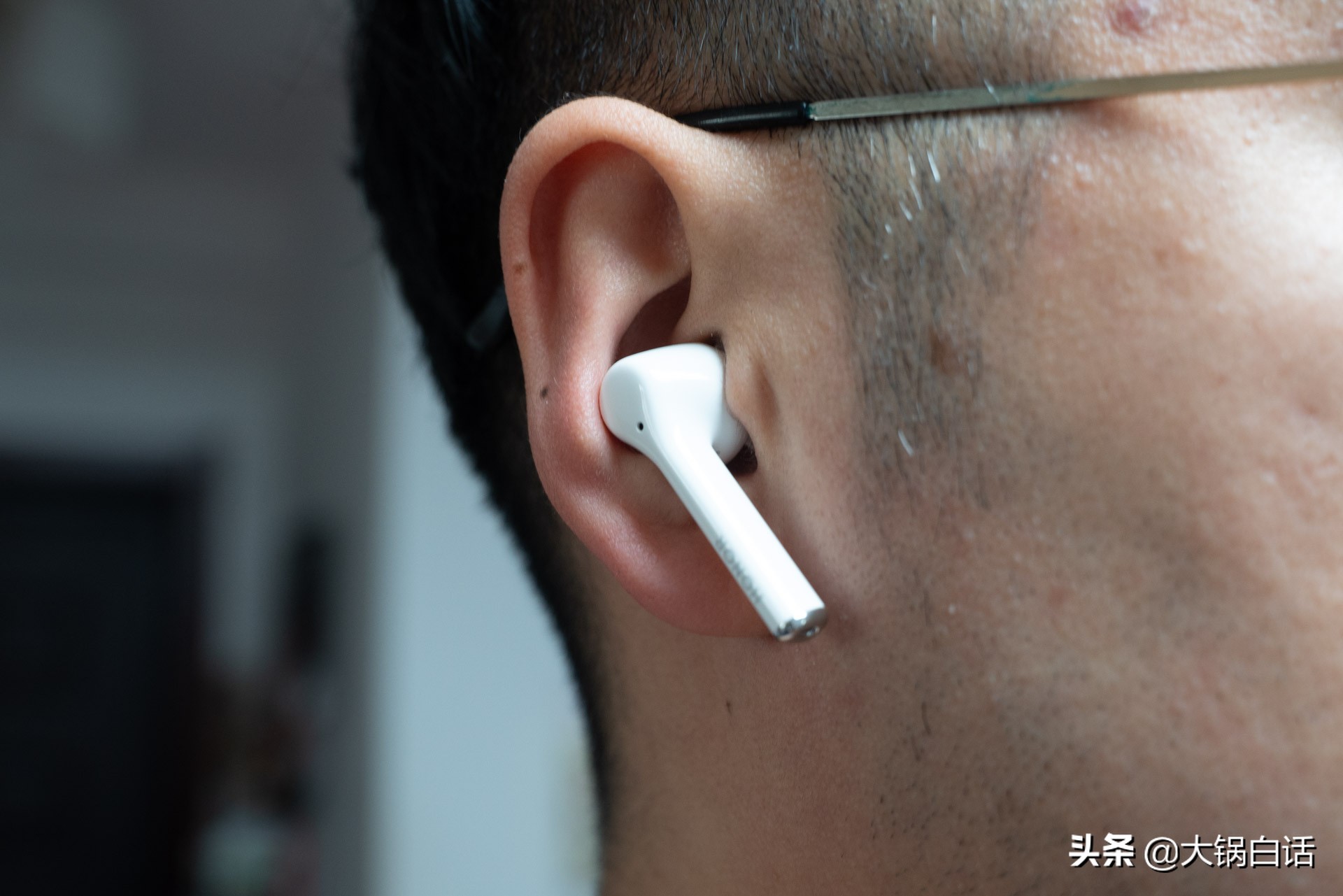 荣耀耳机earbuds2se怎么开启降噪,荣耀降噪蓝牙耳机推荐主动降噪