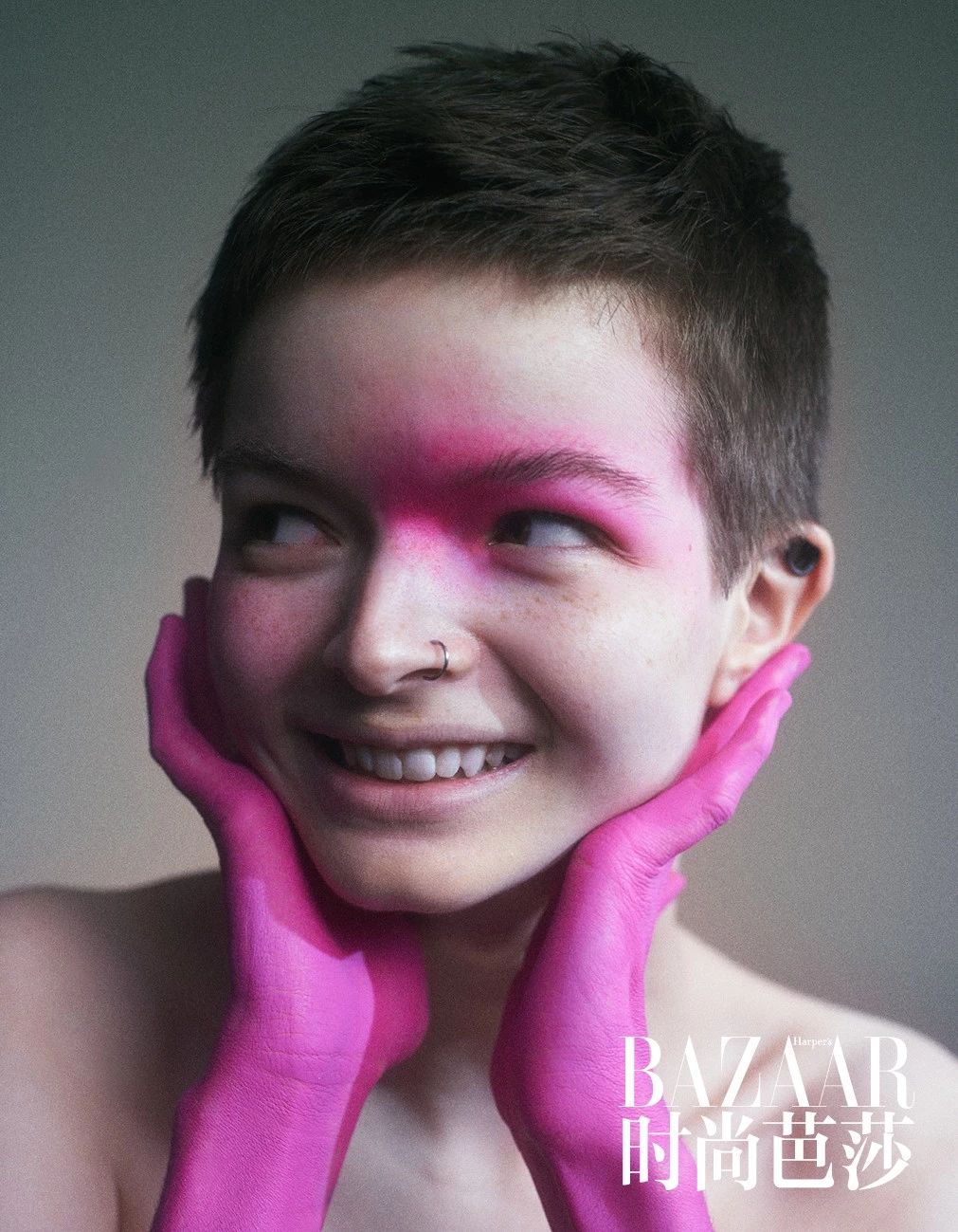 对自己的美色一无所知,对自己的美貌浑然不知