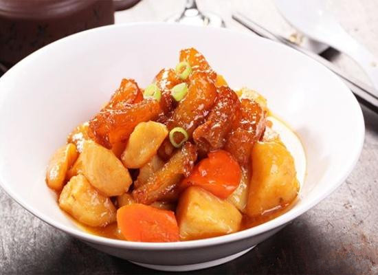 学习制作脆皮鸡,教你做啤酒焖鸡肉