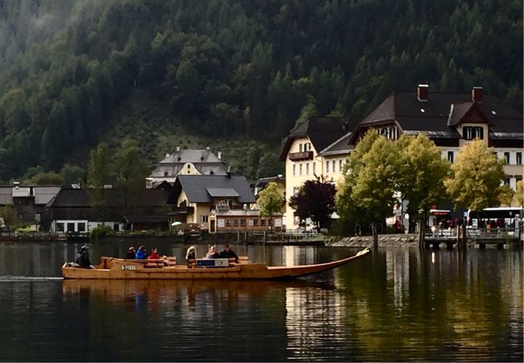 奥地利最美小镇雪景,世界最美湖畔小镇