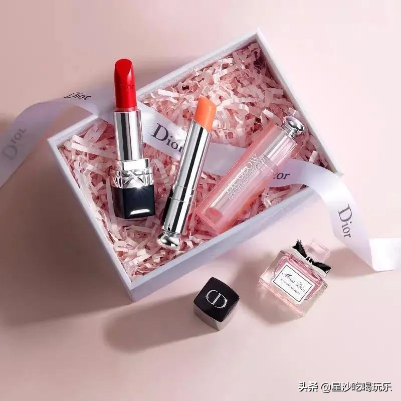 你可以叫我阿姨了怎么回,你可以叫我阿姨哦怎么回复