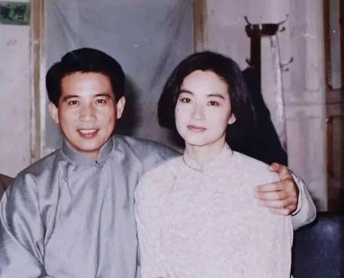 一代侠女插足秦汉婚姻,嫁豪门却独守空房,继女还深陷“*照门艳**”