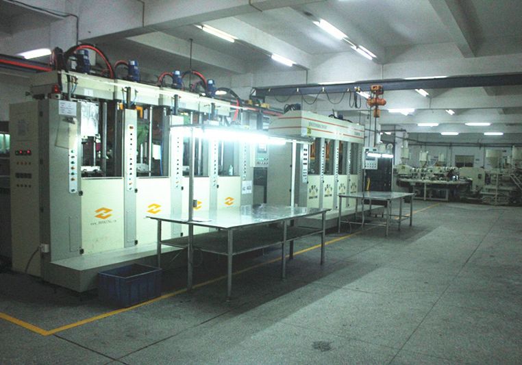 东莞市锐峰塑胶有限公司|以质量求生存以技术求发展