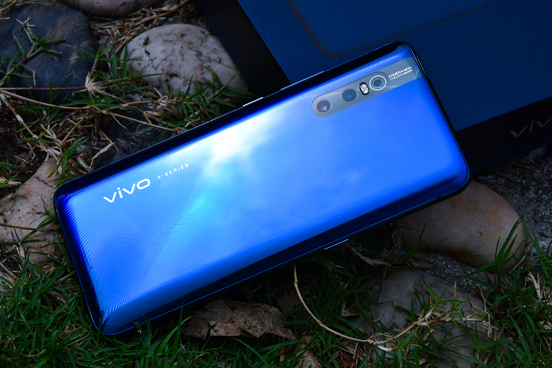 vivox27蓝绿渐变,vivox27测评印象夏日