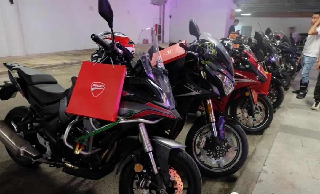 深圳杜卡迪中心店,郑州杜卡迪开业