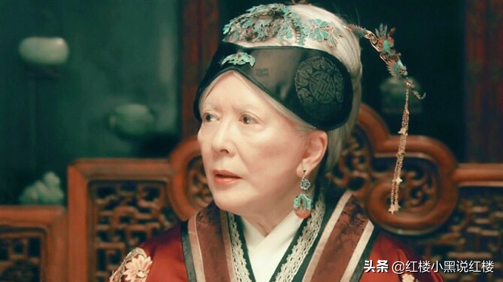 贾赦娶鸳鸯贾母为什么骂王夫人,贾赦看上鸳鸯王熙凤为什么不愿意