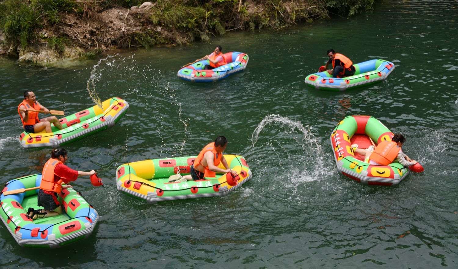 浙江天台溯溪漂流,天台漂流哪里最好玩最刺激