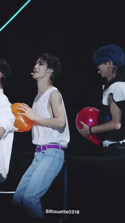 娱乐圈的“毒瘤”，“生殖崇拜”为何如此受年轻人的追捧？